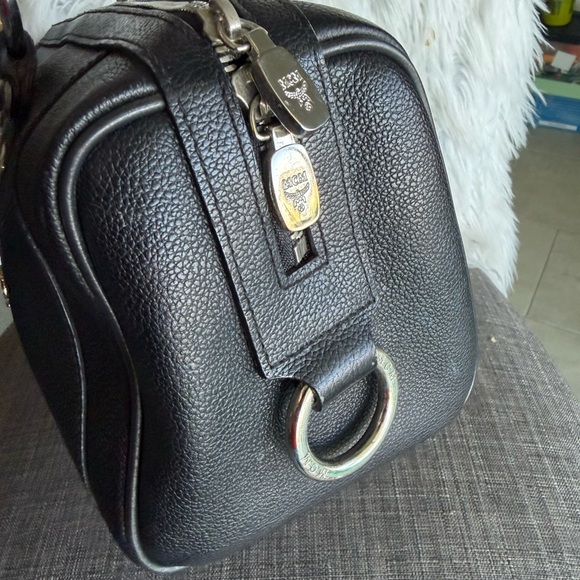 MCM Black Leather Barrel Satchel with Gold Accent Plate - Picture 6 of 12